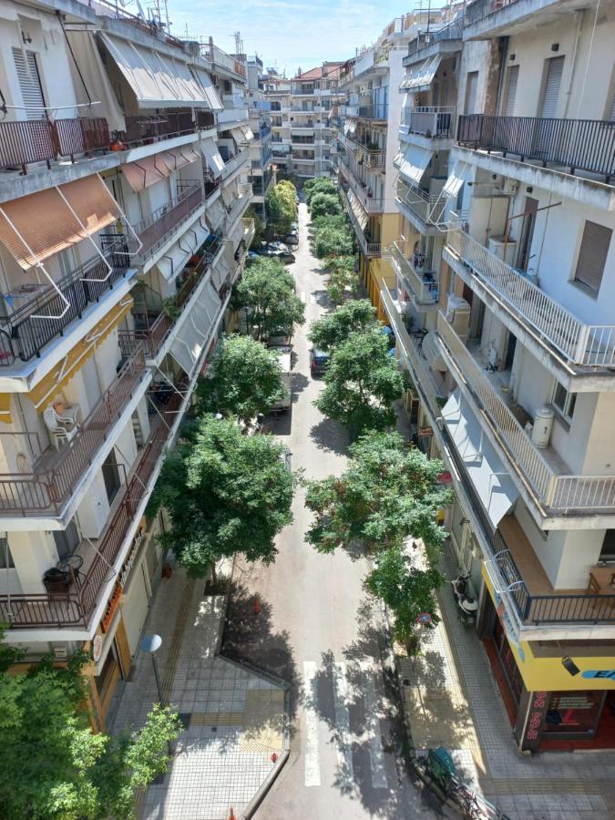 Central 3 Modern Apartment With Free Parking เซเรส ภายนอก รูปภาพ