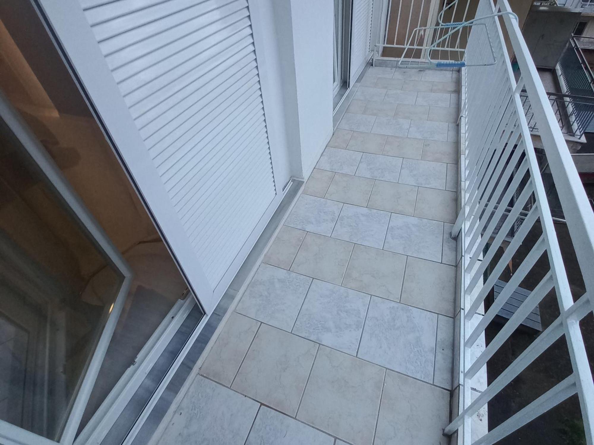 Central 3 Modern Apartment With Free Parking เซเรส ภายนอก รูปภาพ