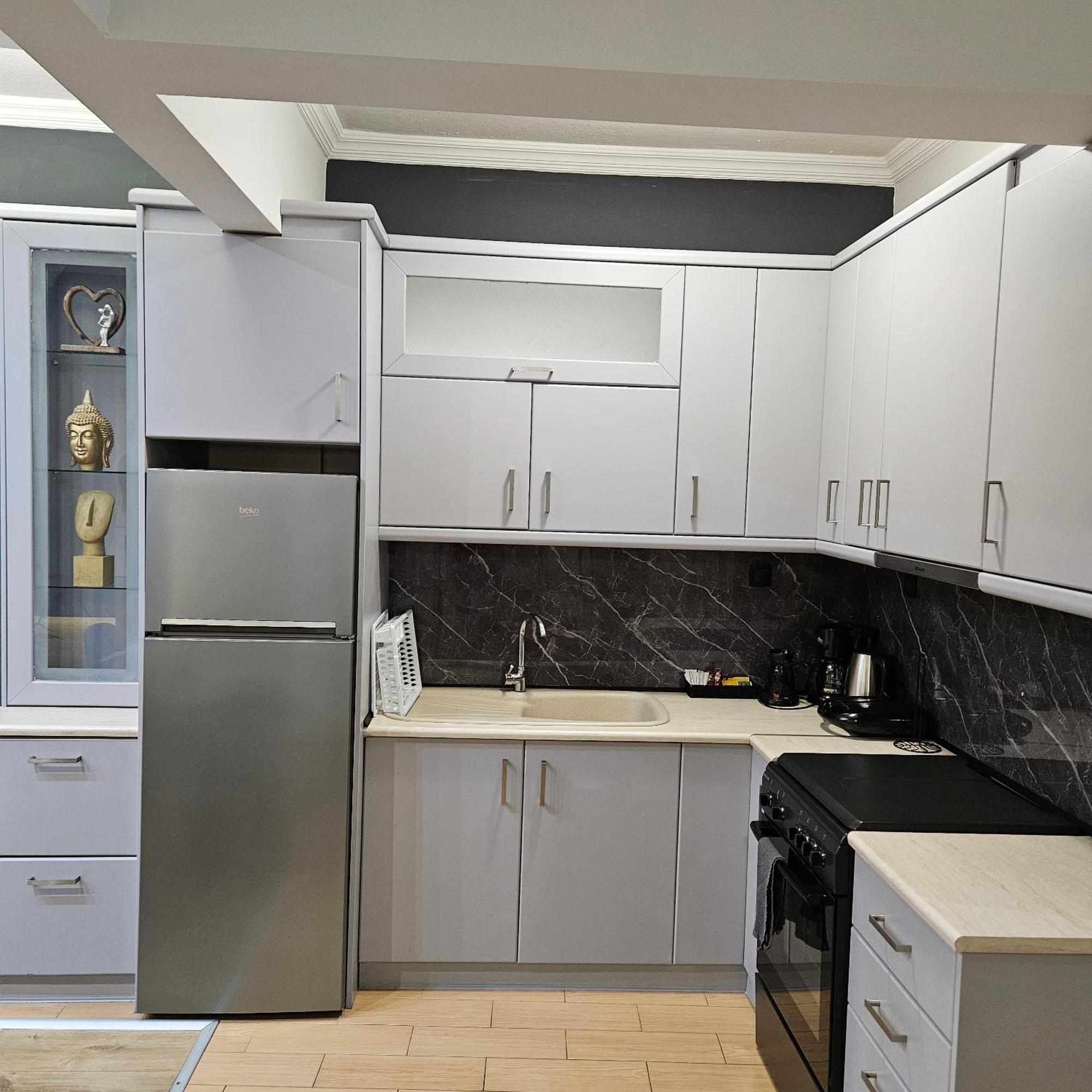 Central 3 Modern Apartment With Free Parking เซเรส ภายนอก รูปภาพ
