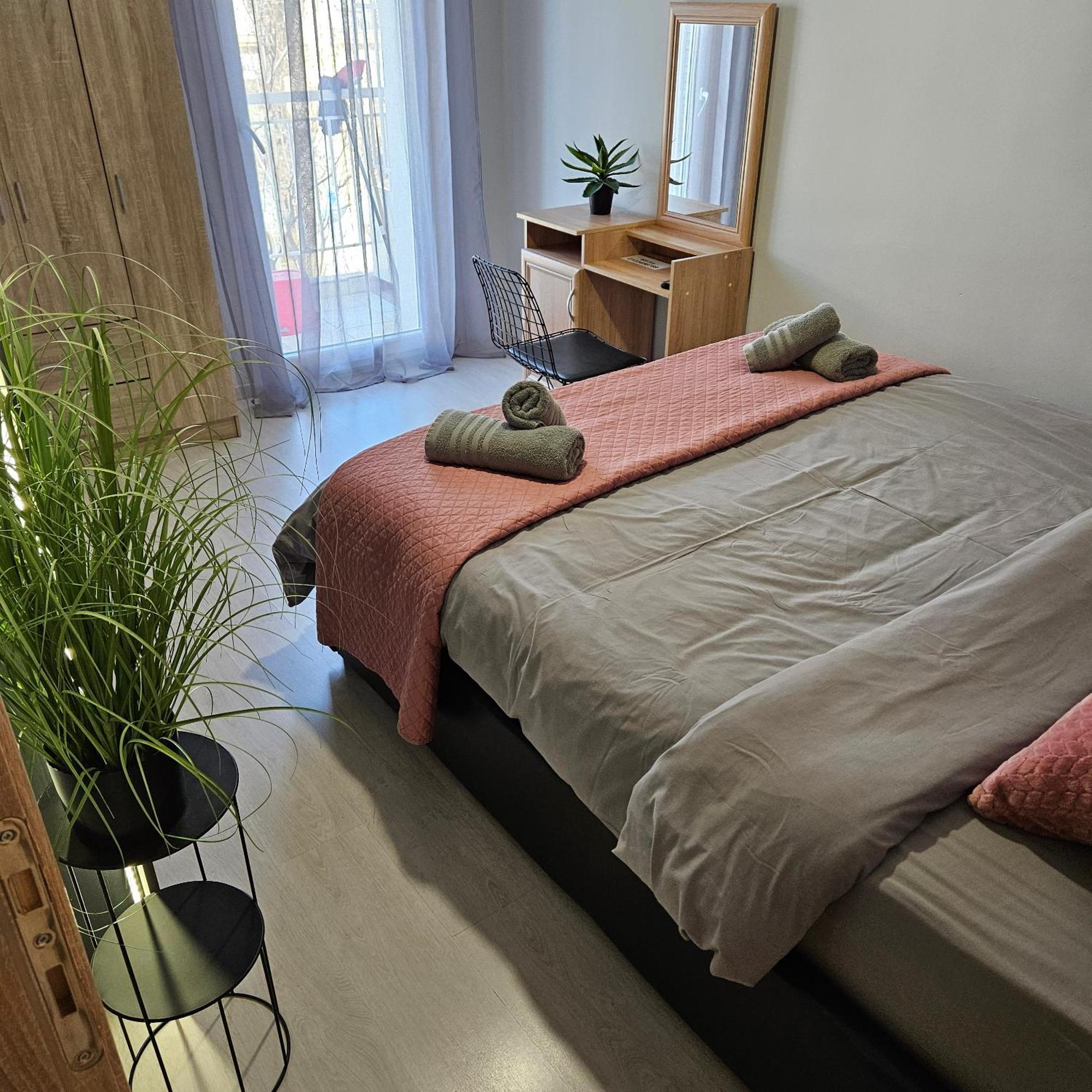 Central 3 Modern Apartment With Free Parking เซเรส ภายนอก รูปภาพ